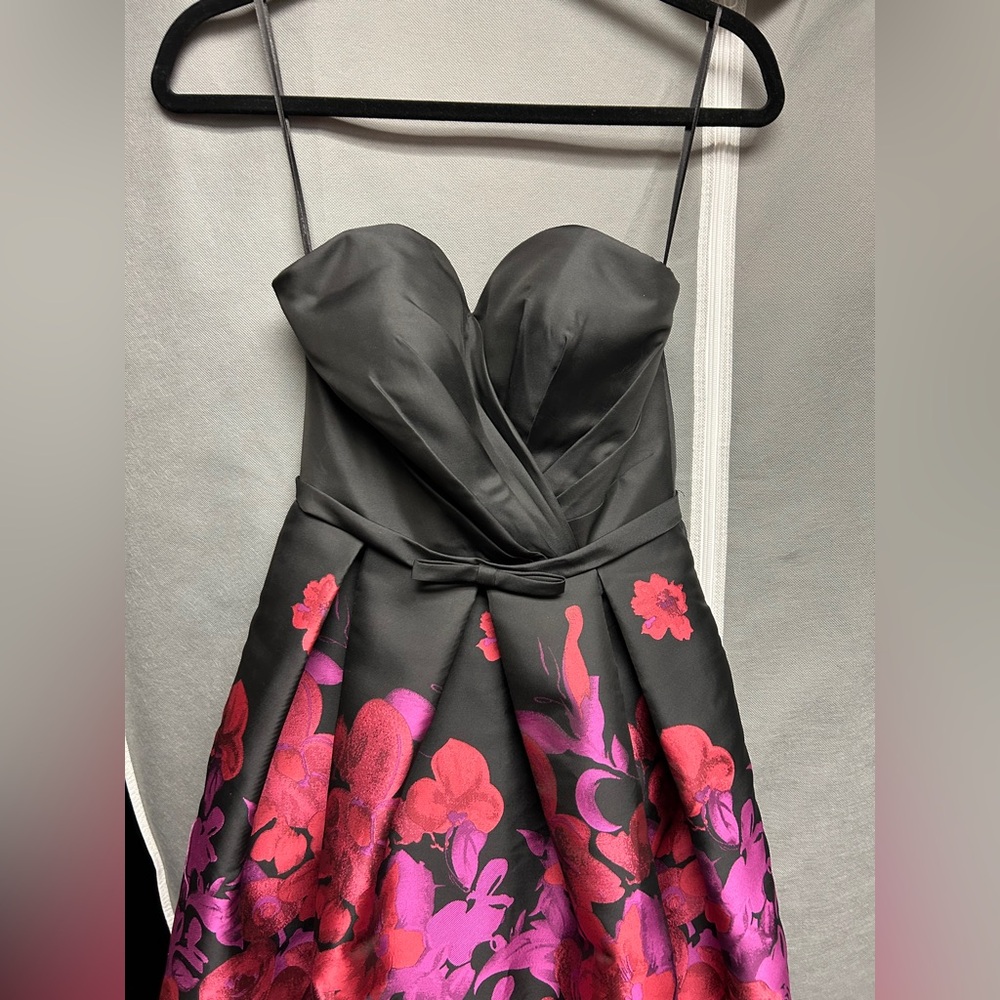 Black and pink floral strapless dress - only worn a couple times #partydress